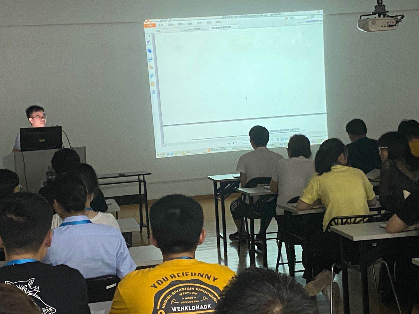 專題知識培訓(xùn)：電子油門系統(tǒng)、電氣原理培訓(xùn)